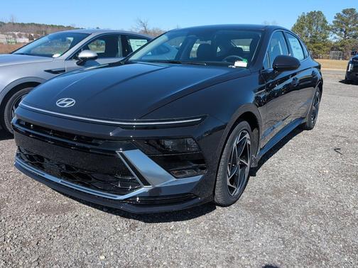 2026 Hyundai SONATA SEL