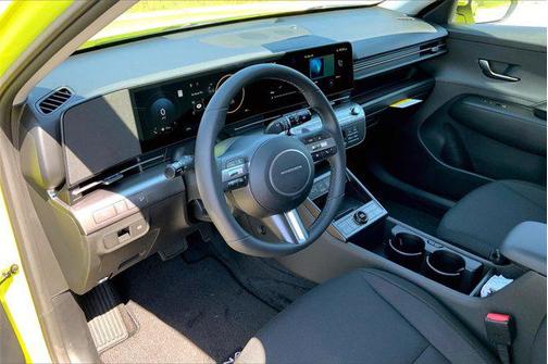 2025 Hyundai KONA SEL Convenience