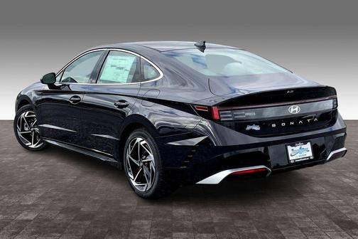 2026 Hyundai SONATA SEL