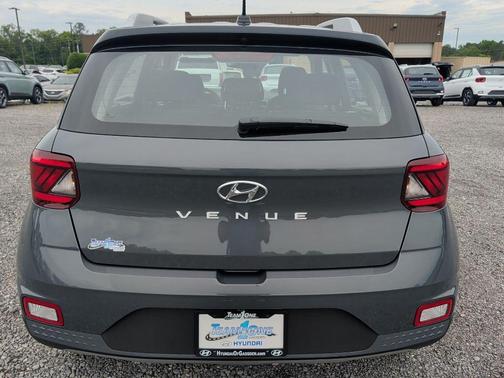 Ecotronic Gray w/Black Roof 2026 Hyundai VENUE SEL w/Two-Tone Roof