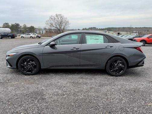 2026 Hyundai ELANTRA Sport
