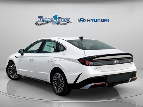 2025 Hyundai SONATA Hybrid SE