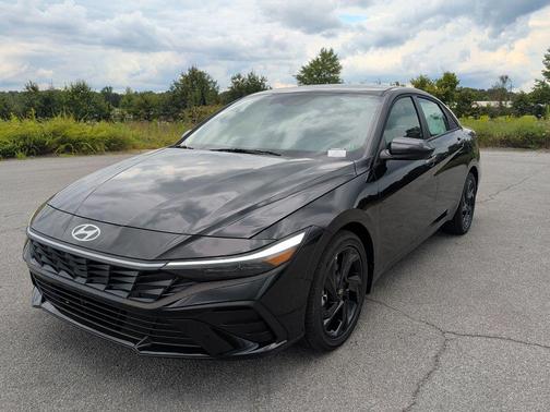 Abyss Black 2026 Hyundai ELANTRA Sport