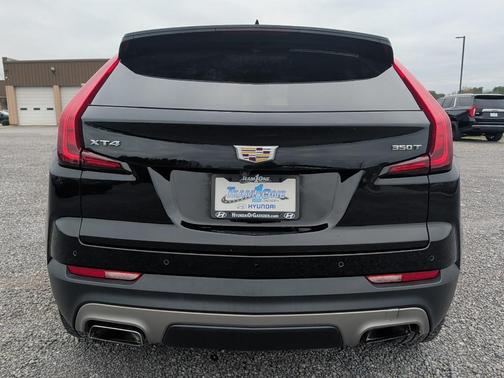 2020 Cadillac XT4 Premium Luxury