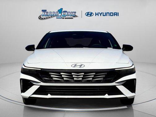 2025 Hyundai ELANTRA HEV SEL Sport