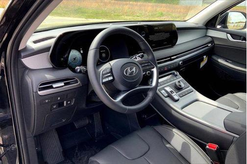 2025 Hyundai PALISADE SEL Premium