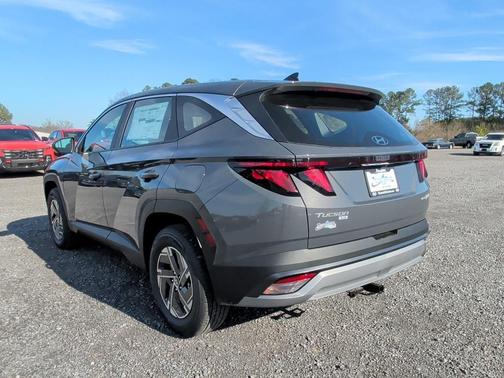 2026 Hyundai TUCSON Hybrid Blue SE