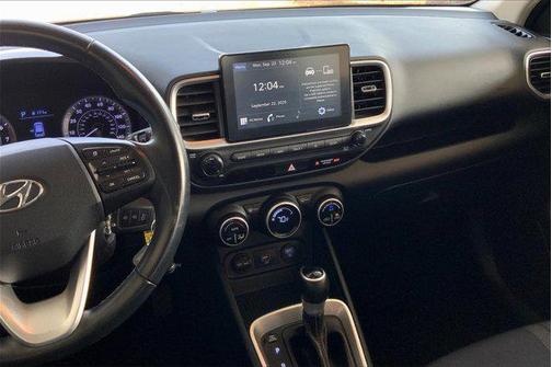 2020 Hyundai VENUE SEL