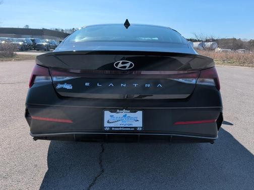 2026 Hyundai ELANTRA Sport