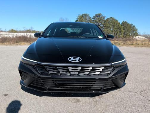 2026 Hyundai ELANTRA Sport