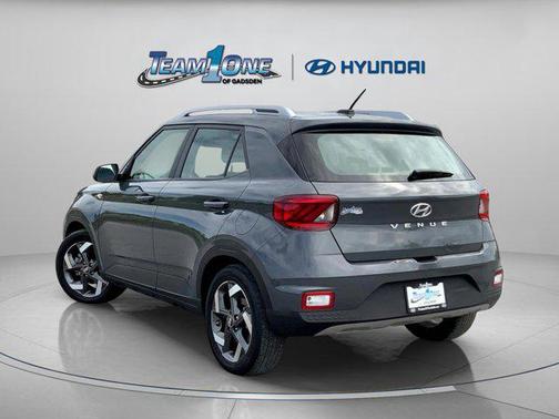 2024 Hyundai VENUE SEL