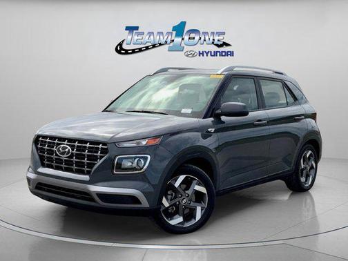 2024 Hyundai VENUE SEL