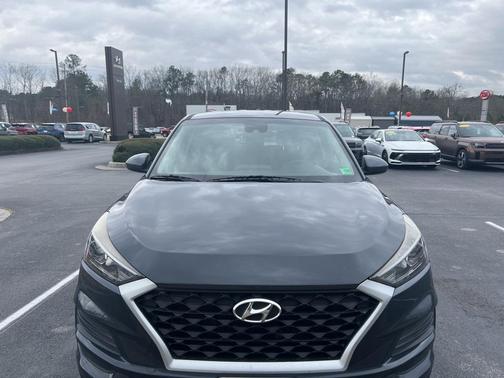 2020 Hyundai TUCSON SE