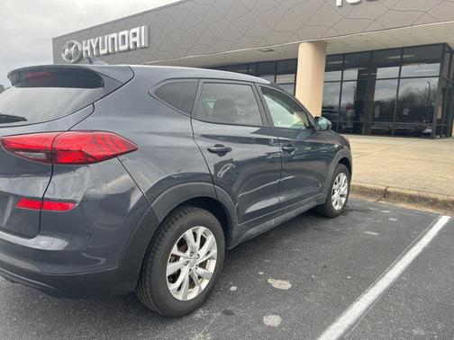 2020 Hyundai TUCSON SE