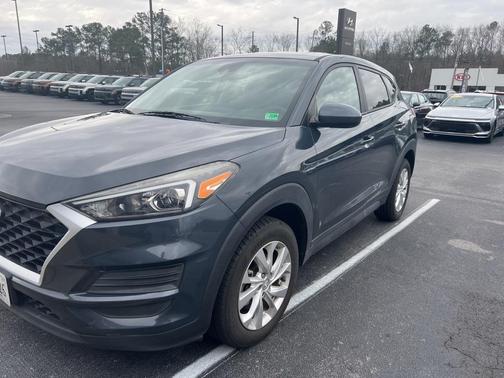 2020 Hyundai TUCSON SE