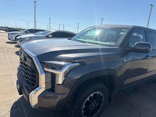 Magnetic Gray Metallic 2025 Toyota Tundra SR5