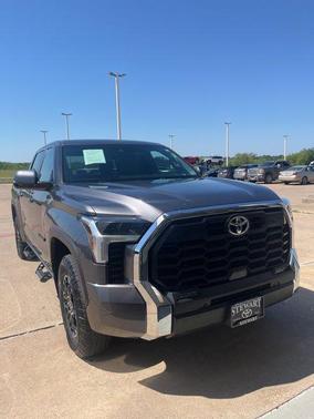 Magnetic Gray Metallic 2025 Toyota Tundra SR5