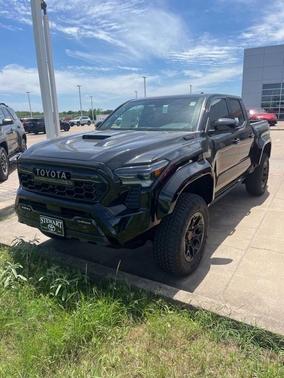 2025 Toyota Tacoma Hybrid TRD Pro