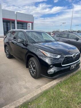 2026 Toyota Highlander 