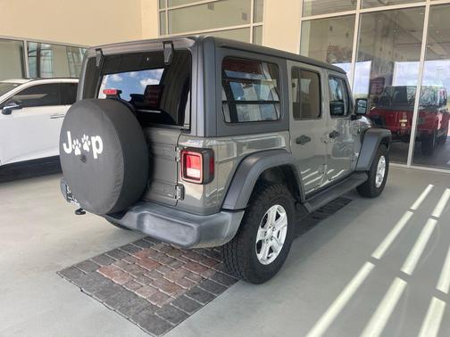 Sting-Gray Clearcoat 2019 Jeep Wrangler Unlimited Sport