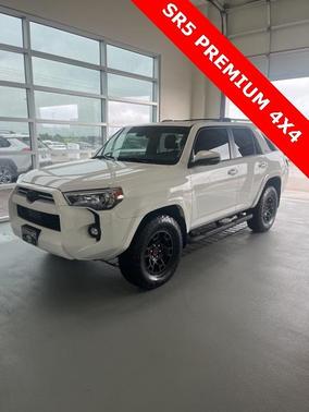 2024 Toyota 4Runner SR5 Premium