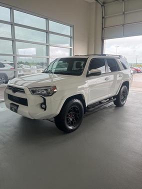2024 Toyota 4Runner SR5 Premium