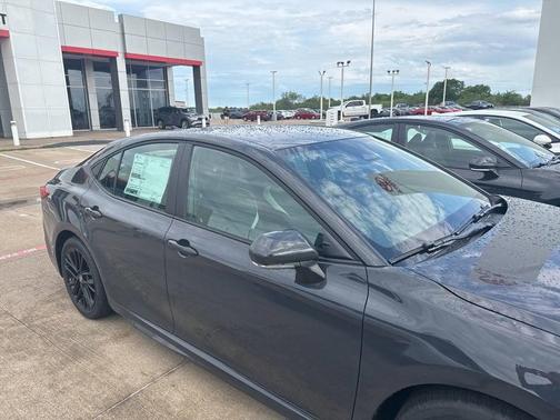 Underground 2026 Toyota Camry SE