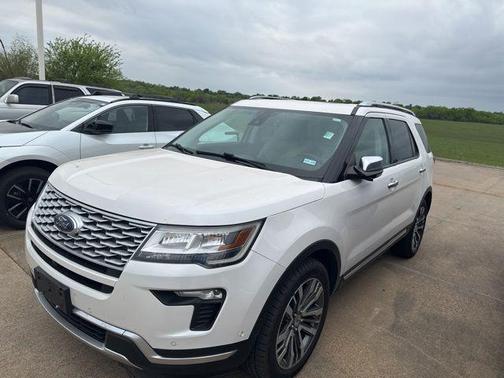 White Platinum Clearcoat Metallic 2018 Ford Explorer Platinum