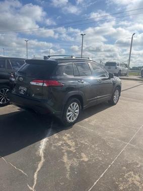 2022 Toyota Corolla Cross LE