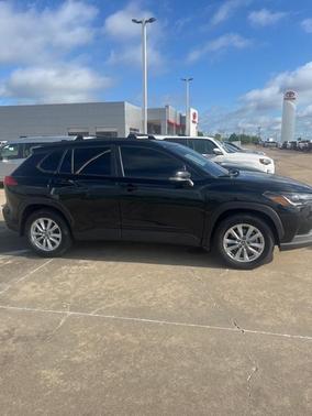 2022 Toyota Corolla Cross LE