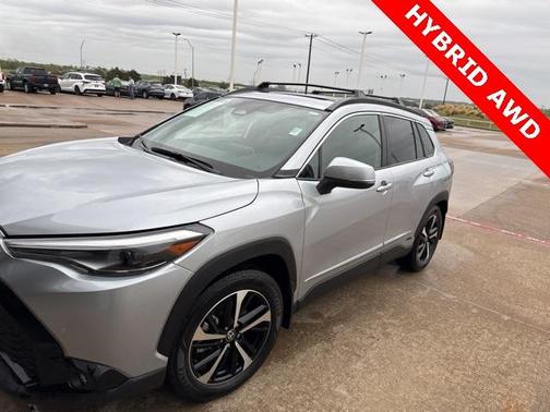 2024 Toyota Corolla Cross Hybrid XSE
