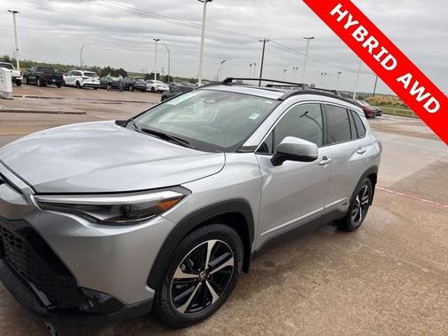 2024 Toyota Corolla Cross Hybrid XSE