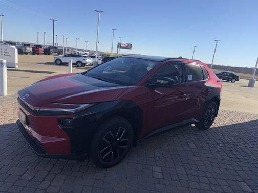 2026 Toyota bZ XLE Plus