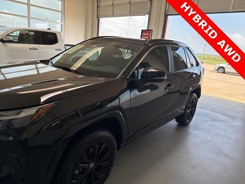 2023 Toyota RAV4 Hybrid SE