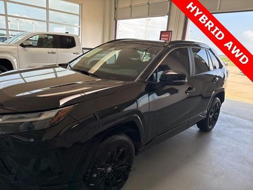 2023 Toyota RAV4 Hybrid SE