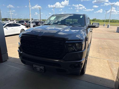 Granite Crystal Metallic Clearcoat 2022 RAM 1500 Big Horn/Lone Star