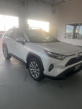 2023 Toyota RAV4 XLE Premium
