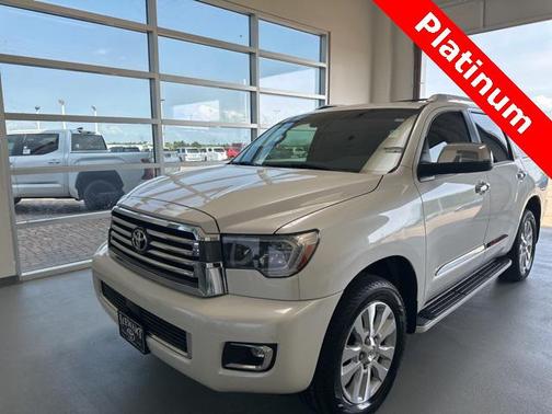 Blizzard Pearl 2019 Toyota Sequoia Platinum