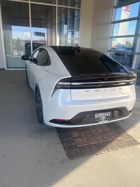 2025 Toyota Prius Plug-In Hybrid XSE Premium