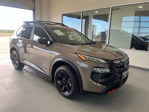 Baja Storm Metallic 2025 Nissan Rogue Rock Creek