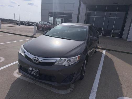 2013 Toyota Camry LE