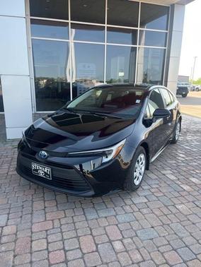 2025 Toyota Corolla Hybrid LE