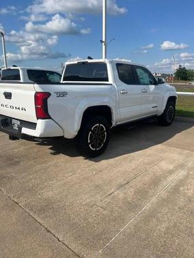 Ice Cap 2026 Toyota Tacoma TRD Sport