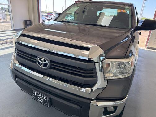 Magnetic Gray Metallic 2015 Toyota Tundra SR5