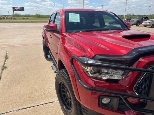 2019 Toyota Tacoma TRD Sport
