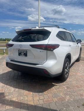 2026 Toyota Highlander Hybrid XLE