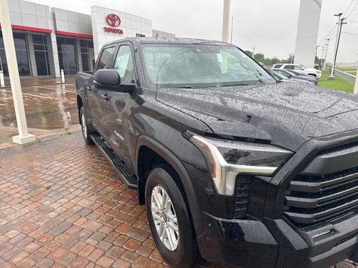 Midnight Black Metallic 2026 Toyota Tundra SR5
