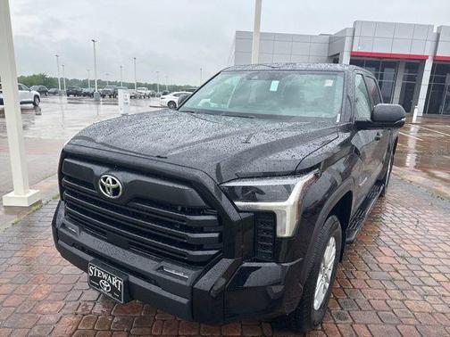 Midnight Black Metallic 2026 Toyota Tundra SR5