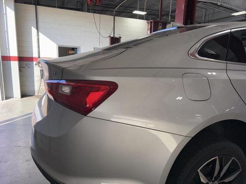2017 Chevrolet Malibu 1LT