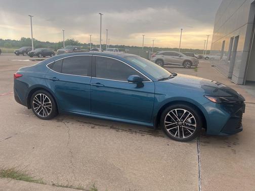 Ocean Gem 2025 Toyota Camry XLE